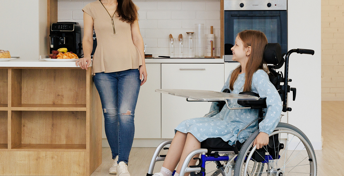 няня для ребенка с ДЦП