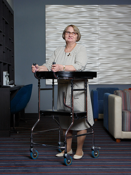 сиделка для пожилых людей