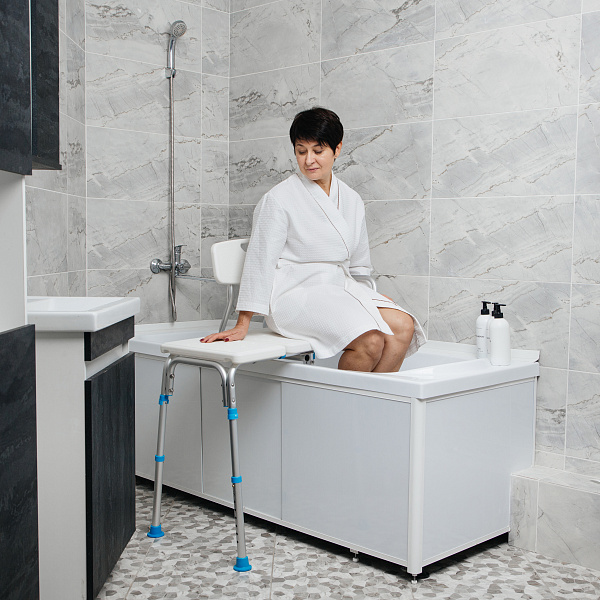 Инвалидное кресло для душа